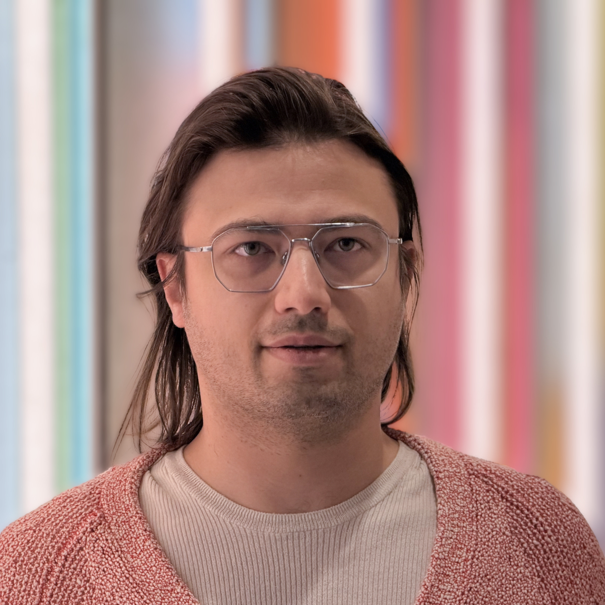 Enlarged view: Claudio